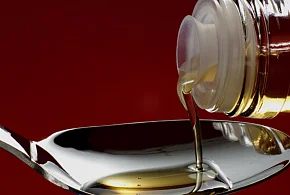 Popularny syrop na kaszel wycofany. Lepiej nie ryzykuj i sprawdź etykietę-80559