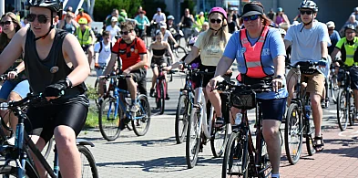 Niedziela na dwóch kółkach. Wyruszył rajd po miejskich rowerówkach (FOTO)-80655