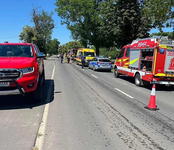 Starsza kobieta poparzona w pożarze. Na miejscu 7 zastępów straży-81241