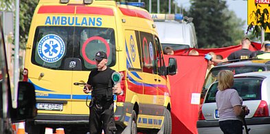 Nietypowa akcja ratunkowa. Kierowca zasłabł przed strażą pożarną-81365