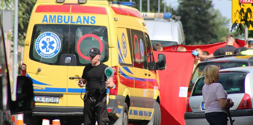Nietypowa akcja ratunkowa. Kierowca zasłabł przed strażą pożarną - 81365