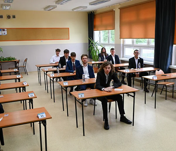 Wyniki Matury we Włocławku: gdzie zdali wszyscy, a gdzie nawet nie połowa?-81451