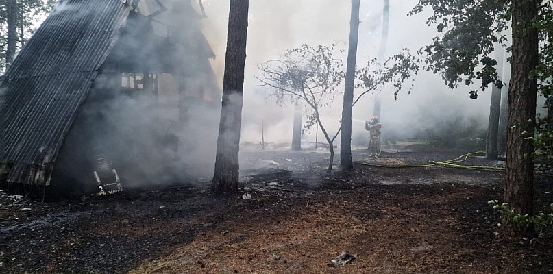 Pożar domków nad Wójtowskim: co naprawdę się tam wydarzyło?  - 81443