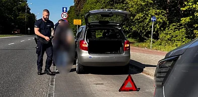Policjanci zwrócili uwagę na auto przy zatoce. Nie przejechali obojętnie