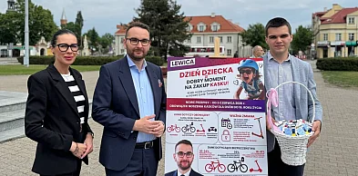 Bezpieczeństwo dzieci pod lupą. Konferencja Lewicy na Placu Wolności