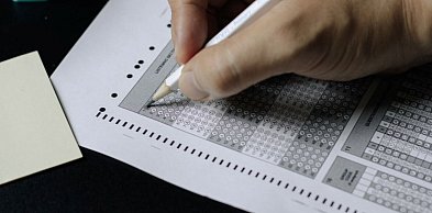 Maturalne karty pracy w liceum – jak mogą pomóc w przygotowaniu do matury?