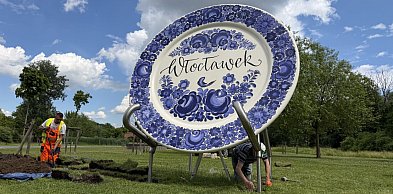 Trzy metry średnicy i miesiące pracy. Fajansowy gigant już na Słodowie