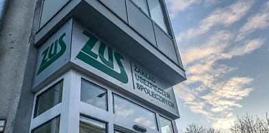 Pracownicy ZUS wychodzą od biurek. W całym kraju będą utrudnienia