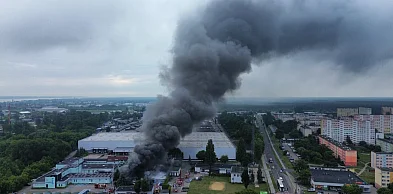 Płonie magazyn z chemikaliami we Włocławku. Ewakuowano szpital