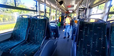 Czy autobus może zastąpić samochód? Sprawdziliśmy to we Włocławku