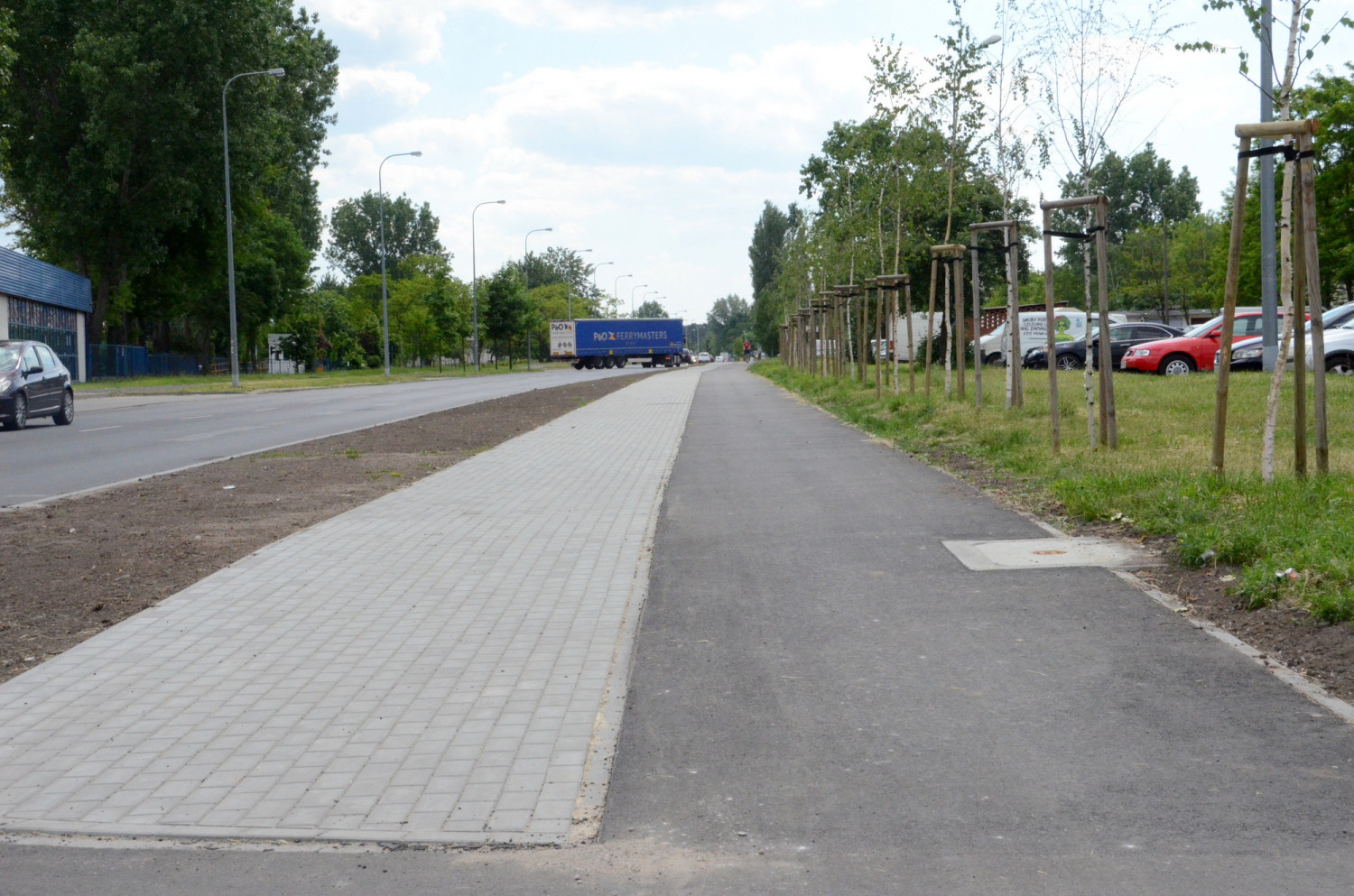Nowa trasa dla rowerów i chodnik na ul. Polnej. Fot. DD